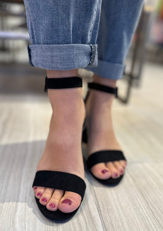 Jody Block Heel Sandal Shoe by Chinese Laundry - White Lily Boutique