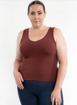 Elietian Extended Size V-Neck Scoop Neck Camisole Cherry Cola