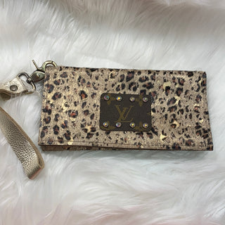 Keep It Gypsy Trifold Distressed Leopard Cowhide Wallet Wristlet Cream Strap - White Lily Boutique