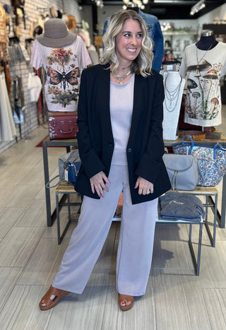 Chic & Confident