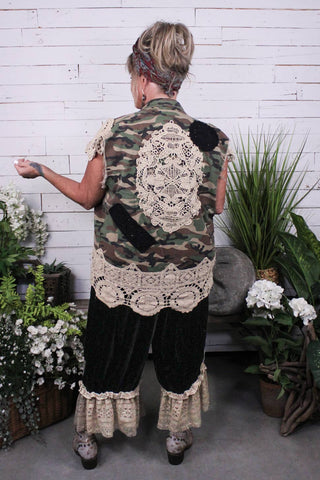 Hidden Meadows Vest, Camo | Jaded Gypsy