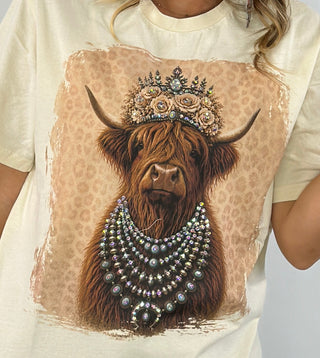Highland Cow Turquoise Jewelry Queen Graphic Tee