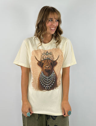 Highland Cow Turquoise Jewelry Queen Graphic Tee