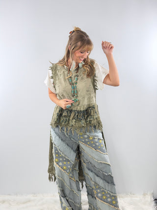Jaded Gypsy Ruffle It Up High-Lo Top in STONE FLORAL