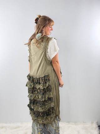 Jaded Gypsy Ruffle It Up High-Lo Top in STONE FLORAL