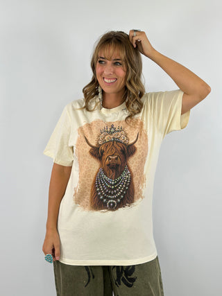 Highland Cow Turquoise Jewelry Queen Graphic Tee