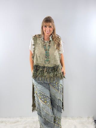 Jaded Gypsy Ruffle It Up High-Lo Top in STONE FLORAL