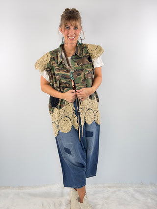 Hidden Meadows Vest, Camo | Jaded Gypsy