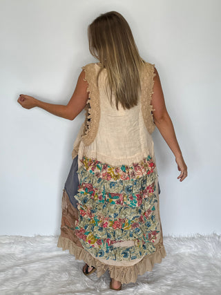 Jaded Gypsy | Ruffle Up High-Lo Cotton Top - Parchment Floral - Reversible