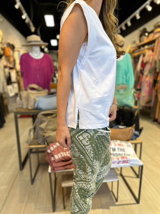 Basic Muscle Tee