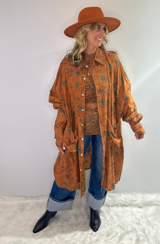 Gold lace long sleeve Jaded Gypsy Trellis Vines top with floral details and thumbhole sleeves