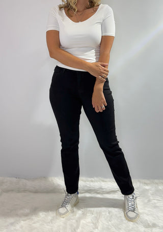 Mid rise black slim fit denim jeans by Judy Blue with soft stretch and classic silhouette