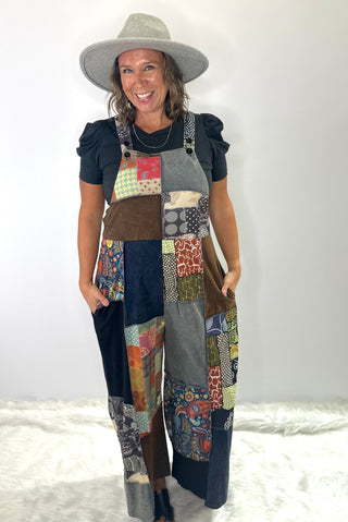 Multicolor boho patchwork jumpsuit with wide-leg fit with pockets and adjustable straps 