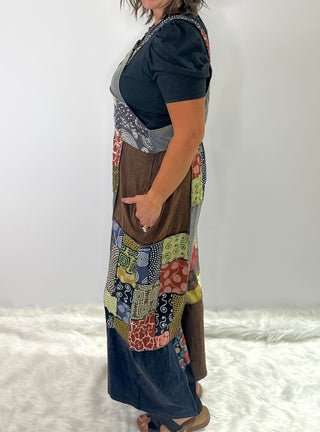 Multicolor boho patchwork jumpsuit with wide-leg fit with pockets and adjustable straps 