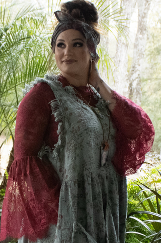 Jaded Gypsy Garden Tea Lace Top - Berry