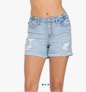 Judy Blue Hi-Waisted Butterfly Destroyed Cuffed Short, features a high waist with a button fly closure, a light denim wash, and distressing all over, as well as a cuffed frayed hem. You will find these true to Judy Blue, soft and oh so stretchy denim material.   Made in USA