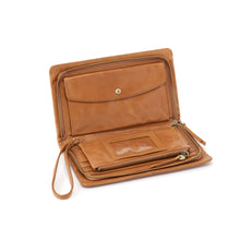 Evolve Wristlet by HOBO